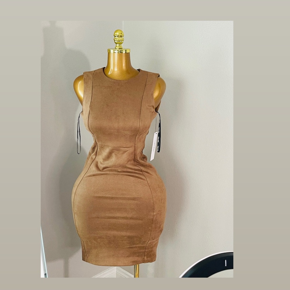 Elegant Brown Sleeveless Dress